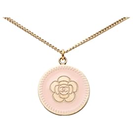 Collana con pendente rotondo Camellia in smalto placcato oro Gold CC Chanel