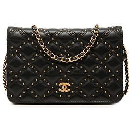 Cartera con cadena Chanel Black CC de piel de cordero con acolchado Diamond Stitch y tachuelas