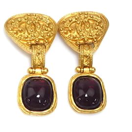 Orecchini a clip Chanel rosso scuro e oro
