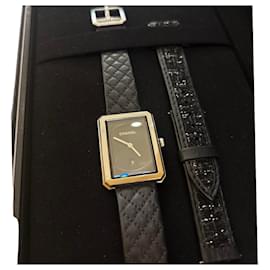 Chanel Boy·Friend Quarz Edelstahl und gestepptes Leder 27