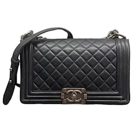 Chanel Borsa Boy Medium Nera Pelle Agnello