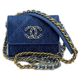 Mini pochette a catena in denim Chanel 19