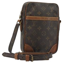 LOUIS VUITTON Borsa a Spalla Monogram Danube M45266 LV Auth 187845