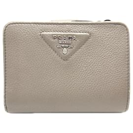 Cartera de piel de becerro de Prada