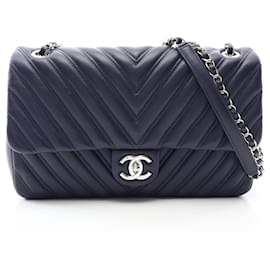 Borsa a tracolla Chanel Chevron V-stitch Chain