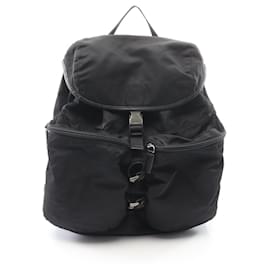 Zaino Prada con logo triangolo