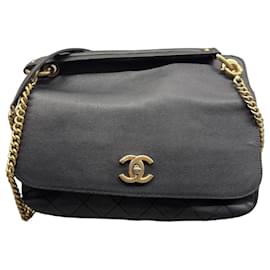 Chanel Sac Flap Cuir Caviar Noir