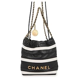 Borsa Chanel CHANEL22 Mini Coco Mark