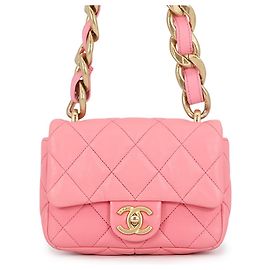 Borsa a tracolla Chanel Matelassé in pelle rosa