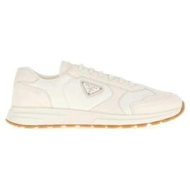 Baskets en daim et ré-nylon - Prada