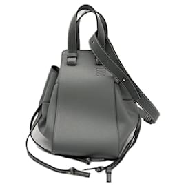 Borsa a mano Hammock in pelle di vitello Soft Grain Loewe