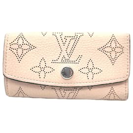 Portallaves Mahina Multicles 4 en piel de becerro rosa de Louis Vuitton