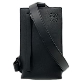 Borsa a tracolla verticale in pelle di vitello Soft Grain Loewe con tasca a T