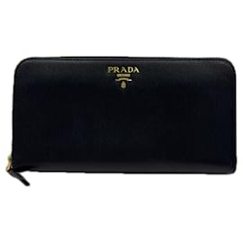 Cartera larga con cremallera redonda de metal Saffiano de Prada