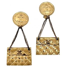 Orecchini a lobo Chanel Vintage placcati oro