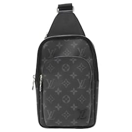 Borsa a tracolla Louis Vuitton Monogram Eclipse Avenue Sling Bag PM