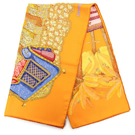 Sciarpa in seta Hermès Orange Ombres et Lumieres 90