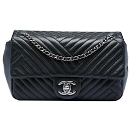 Chanel Black Small Lambskin CC Crossing Flap