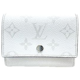 Louis Vuitton Taigarama Victor Wallet