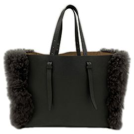 Valextra Große Totetasche aus Leder mit Pelz