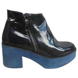 Autre Marque Botas de cano curto de plataforma Fratelli Rossetti em couro envernizado azul marinho