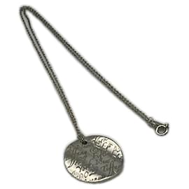 Collana con pendente piatto rotondo Notes di Tiffany & Co.