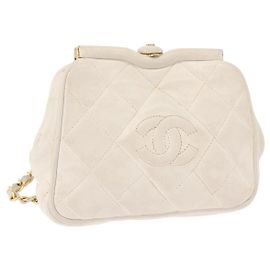 CHANEL Bolsa Cintura com Corrente em Pele de Cordeiro Branca Ouro CC Auth 189310A