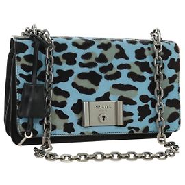 PRADA Chain Shoulder Bag aus ungeborenem Kalbsleder Hellblau Silber Auth 189257V