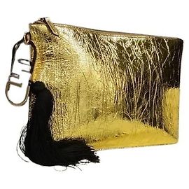 Clutch in pelle dorata Fendi