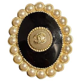 Spilla Chanel CC Logo Perle e Smalto