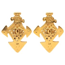Chanel Gold CC vergoldete Cross Clip On Ohrringe