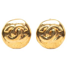 Orecchini Chanel Gold CC placcati oro tondi con clip