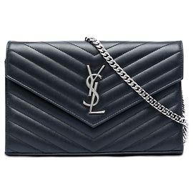 Saint Laurent Cassandre Umschlag-Kettenportemonnaie aus schwarzem Grain De Poudre Leder