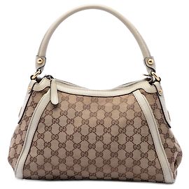 Borsa Scarlett in tela GG beige Gucci