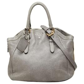 Prada Tote Bag aus silbergrauem Leder