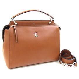 Fendi Schultertasche aus braunem Leder