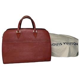 Bolso Vintage Louis Vuitton de piel Epi color burdeos y oro