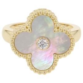 Van Cleef & Arpels Alhambra Band Ring