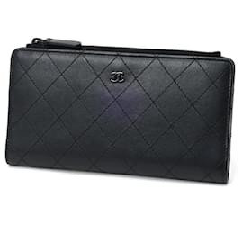 Cartera larga Matelassé Chanel en piel negra