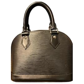 Louis Vuitton Alma BB in pelle Epi nera