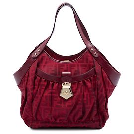 Fendi Chef Tote aus rotem Zucca Canvas