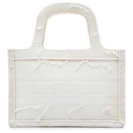 Dior Mini Book Tote aus weißer bestickter Canvas Camouflage