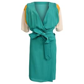 Hermès Wickelkleid knielang aus türkisfarbener Seide