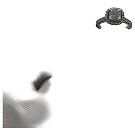 Cartier Destinee Platin Diamantring Cushion-Cut