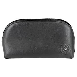 Pochette de cuero negro Chanel