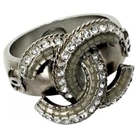 Anello a fascia Chanel con strass