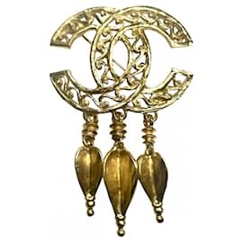 Broche Chanel Vintage banhado a ouro