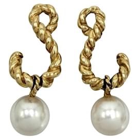Orecchini Tiffany & Co. in oro giallo 18K con goccia di perla