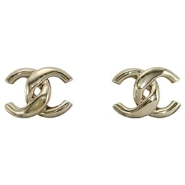 Orecchini a lobo placcati in oro Chanel