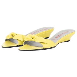 Sandali con zeppa Miu Miu 2000s Bow Wedge Mule Heels
